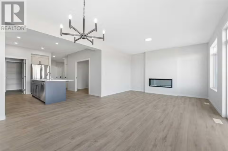 313 CORNER GLEN WAY