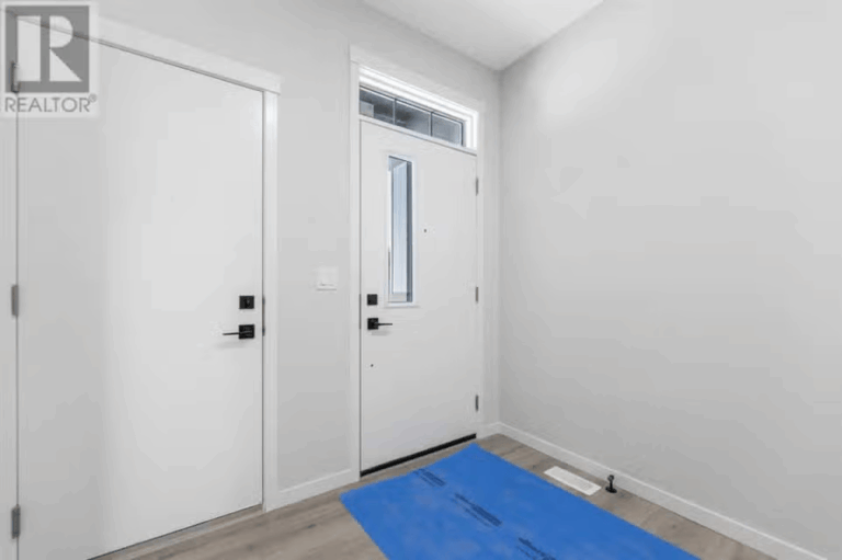 313 CORNER GLEN WAY