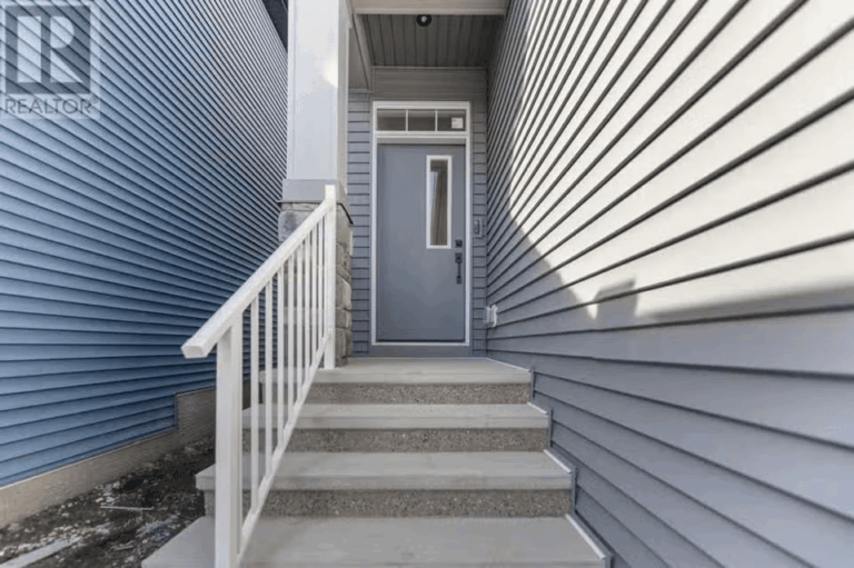 313 CORNER GLEN WAY