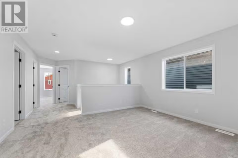 313 CORNER GLEN WAY