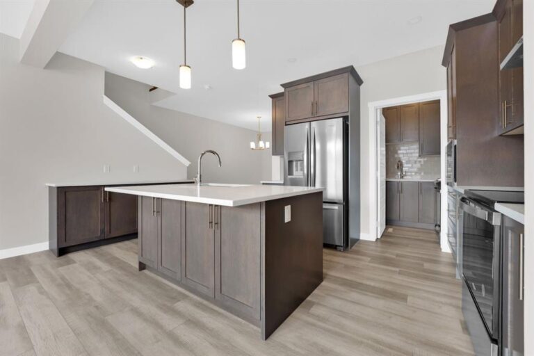 282 Homestead Terrace NE