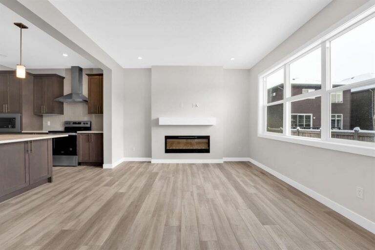 282 Homestead Terrace NE
