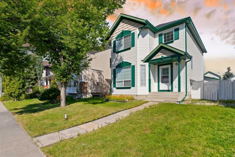 14 Tarington Park NE