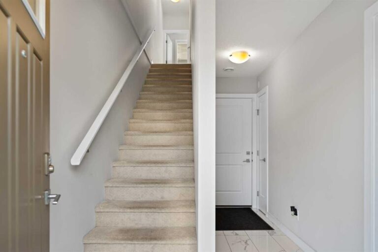30 Cornerstone Manor NE #410