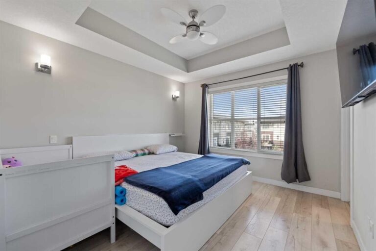 30 Cornerstone Manor NE #410