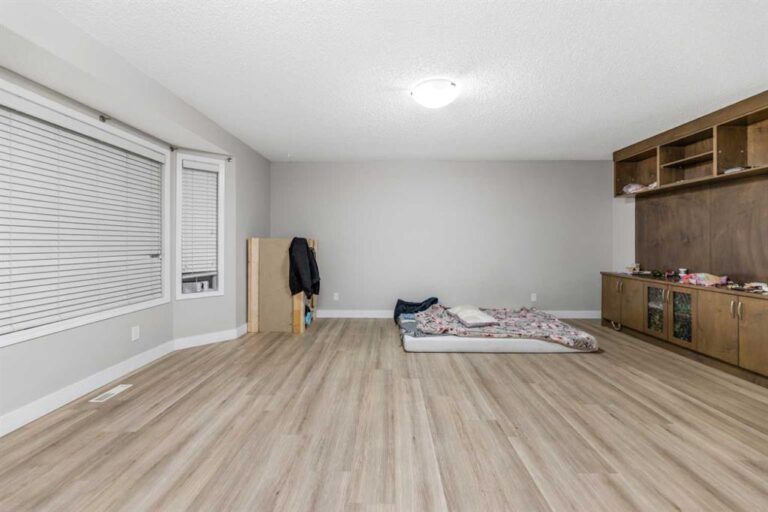 59 Saddlemont Manor NE