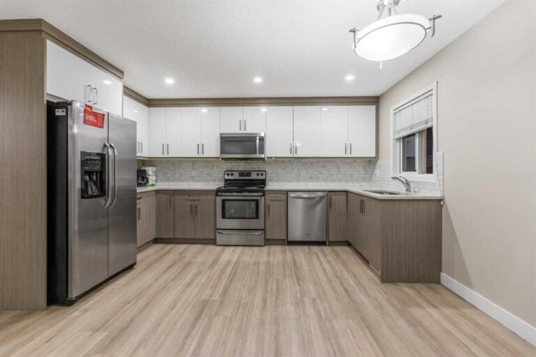 59 Saddlemont Manor NE