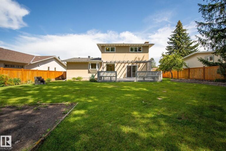 20 MARDALE Crescent
