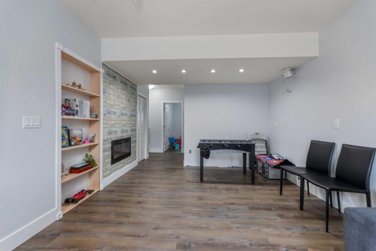 29 Saddlestone Gate NE