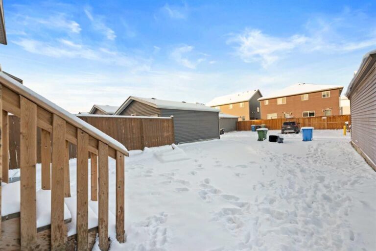 149 Corner Ridge Mews NE