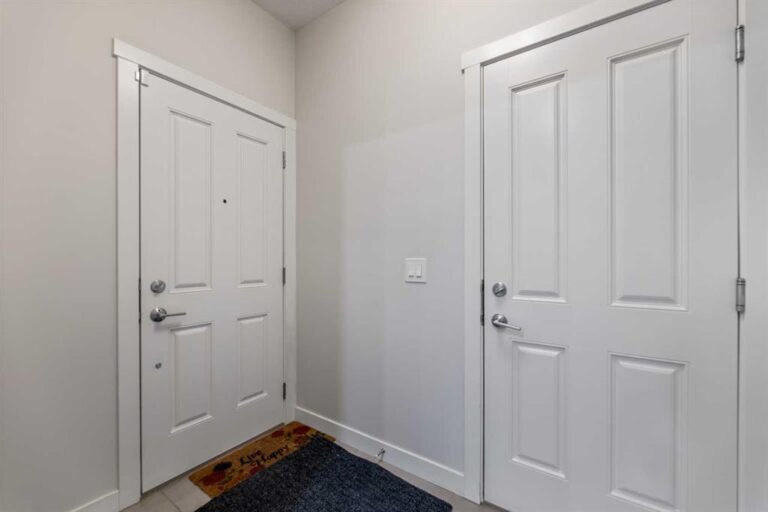 29 Saddlestone Link NE