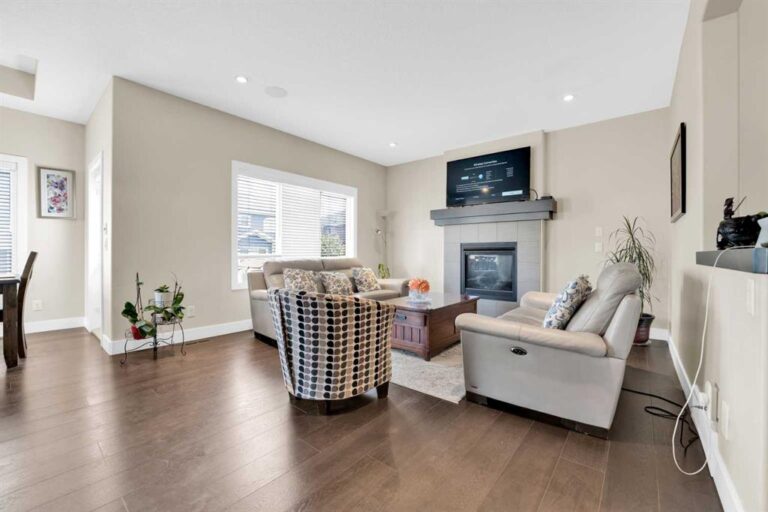 164 Rainbow Falls Heath