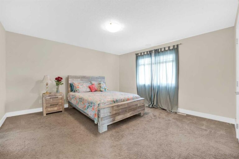 164 Rainbow Falls Heath