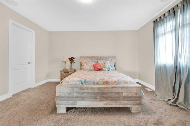 164 Rainbow Falls Heath