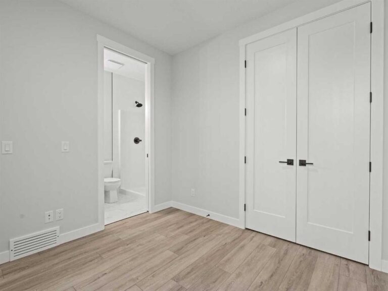 271 Kinniburgh Loop