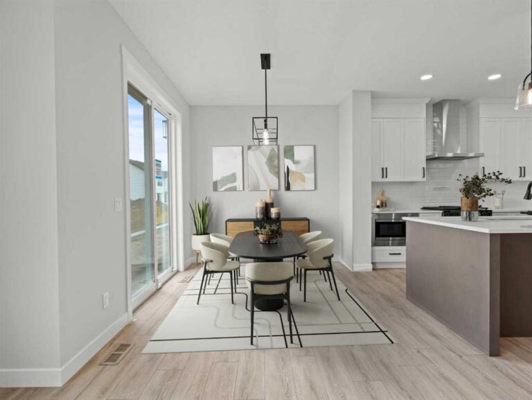 271 Kinniburgh Loop