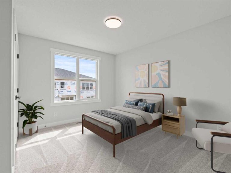 271 Kinniburgh Loop