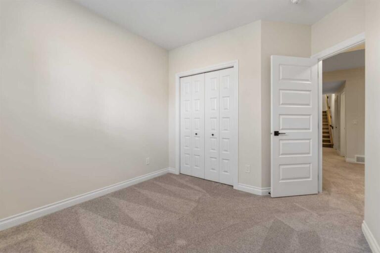 50 Homestead Common NE