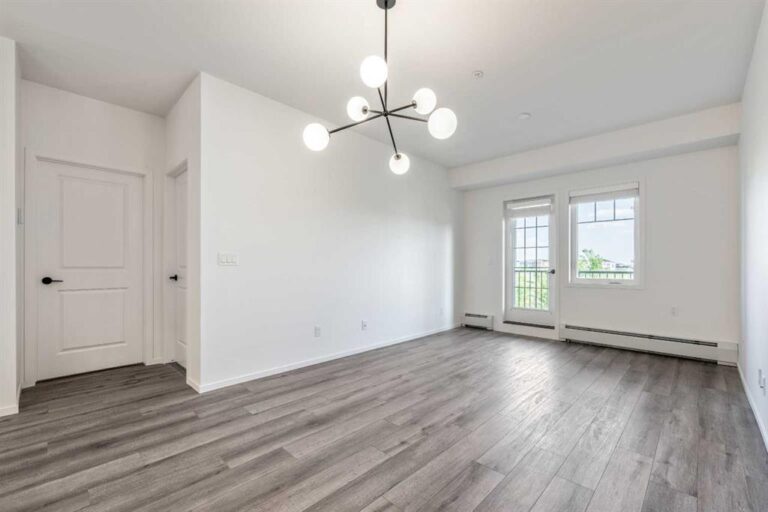 140 Mahogany Street SE #213
