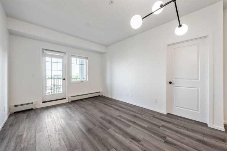 140 Mahogany Street SE #213