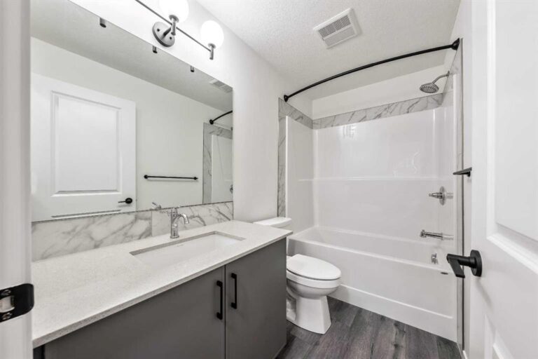 140 Mahogany Street SE #213