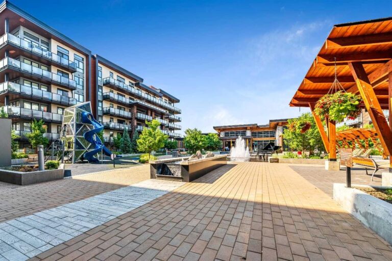 140 Mahogany Street SE #213