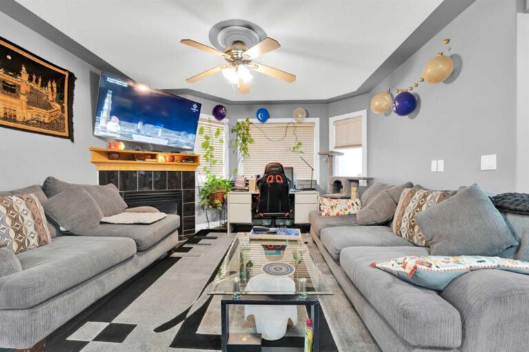 185 Tarawood Place NE