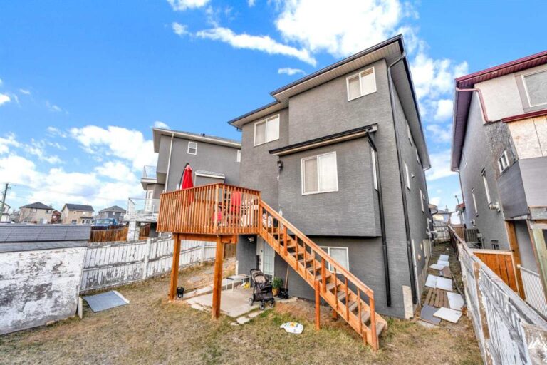 185 Tarawood Place NE