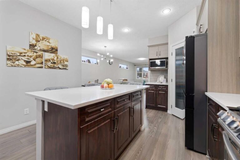 131 Redstone Boulevard NE