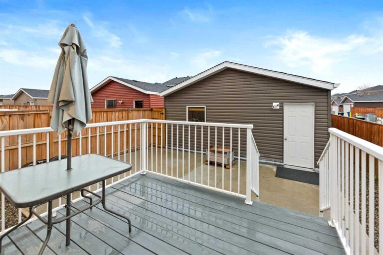 131 Redstone Boulevard NE
