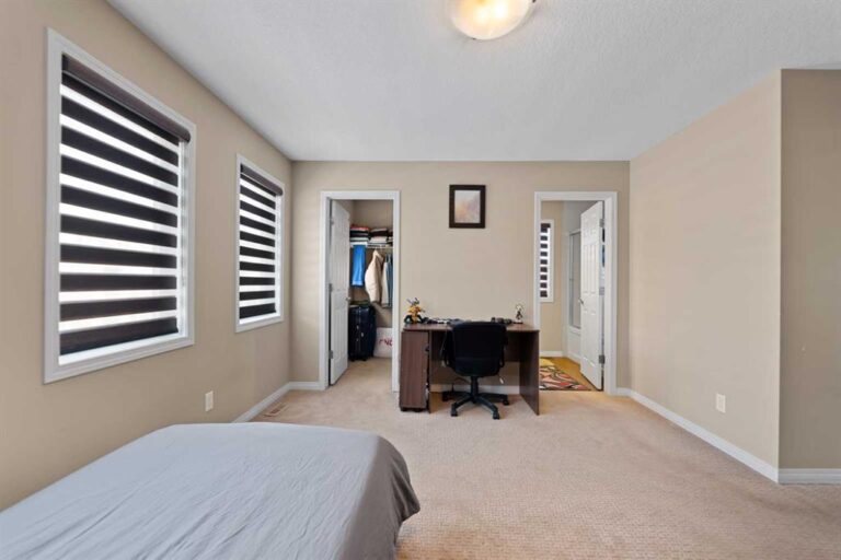 24 Cityscape Row NE