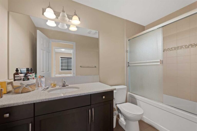 24 Cityscape Row NE