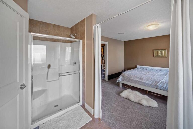 4410 17 Avenue NW