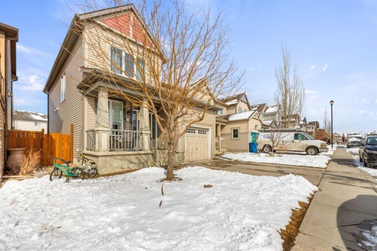 1148 Windhaven Close SW