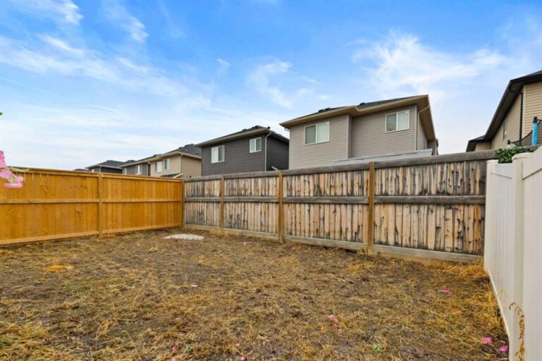 479 Bayview Way SW