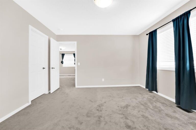 113 Cityline Square NE