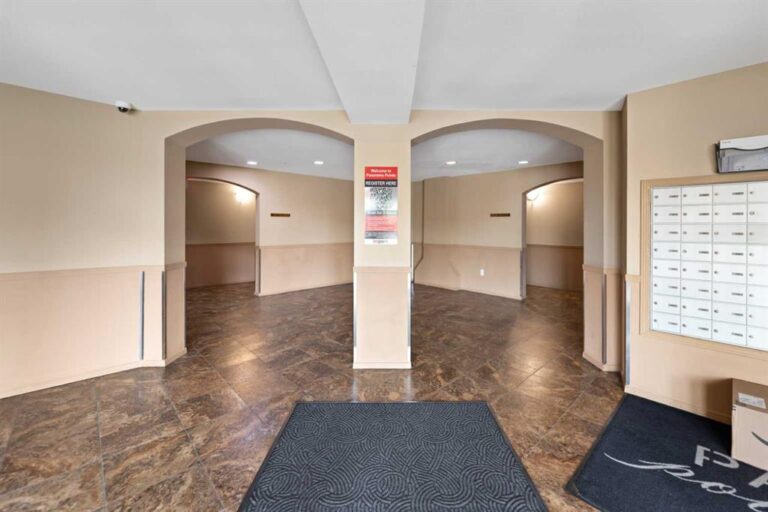 60 Panatella Street NW #1119