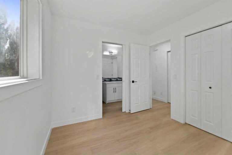 434 Harvest Grove Place NE