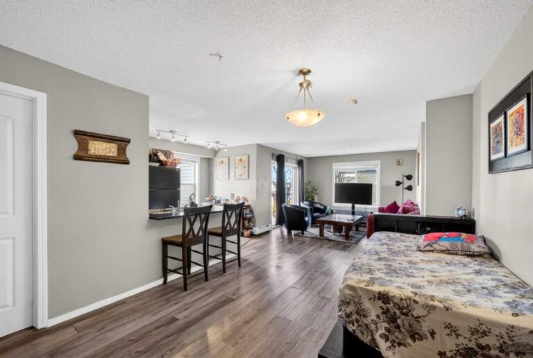 7110 80 Avenue NE #202