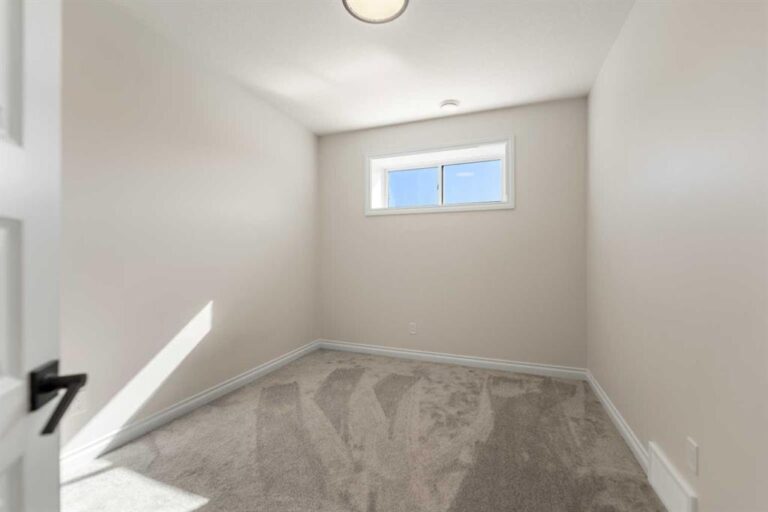 90 Homestead Circle NE
